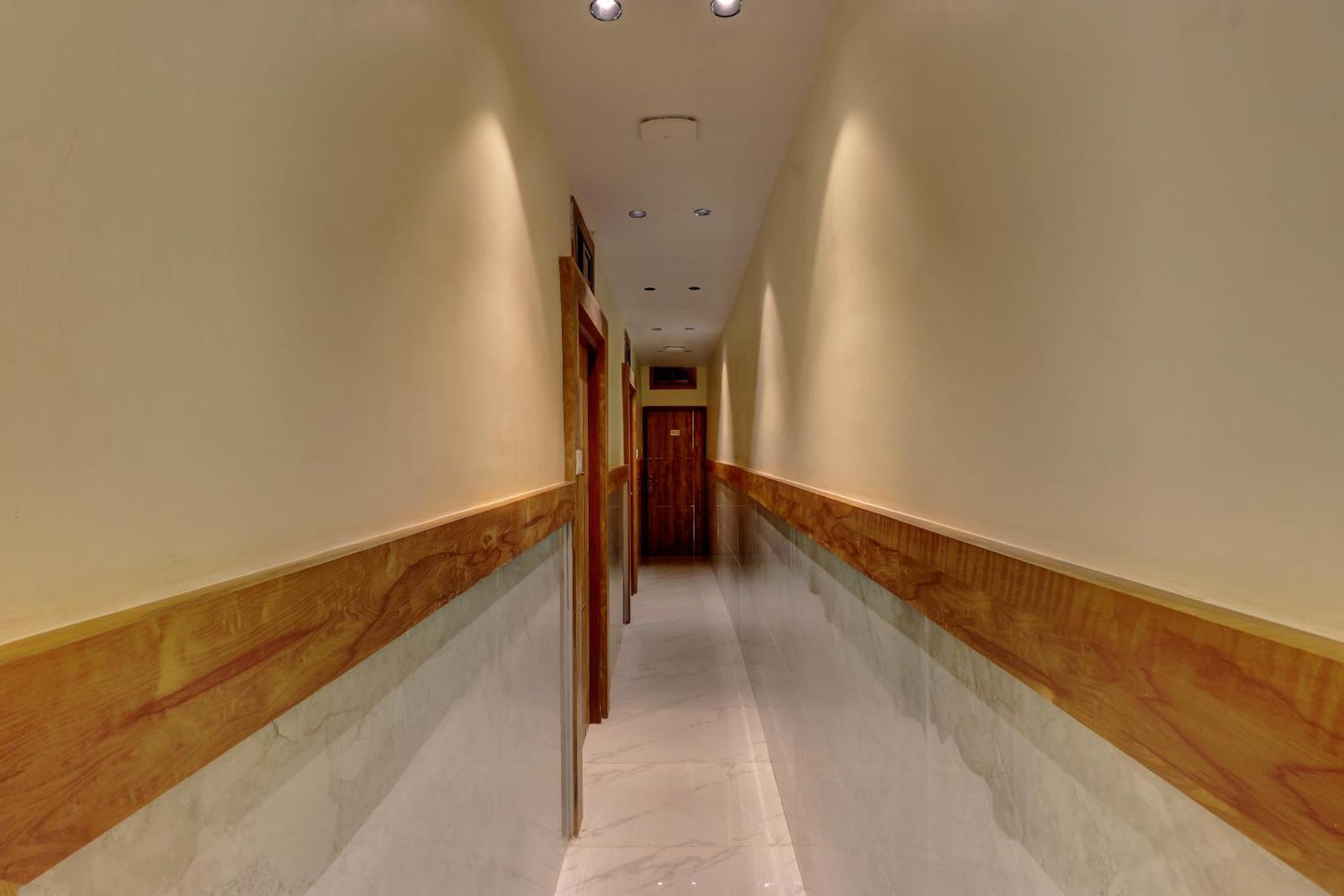 Hotel Amber Suite Near Mumbai Airport Kültér fotó